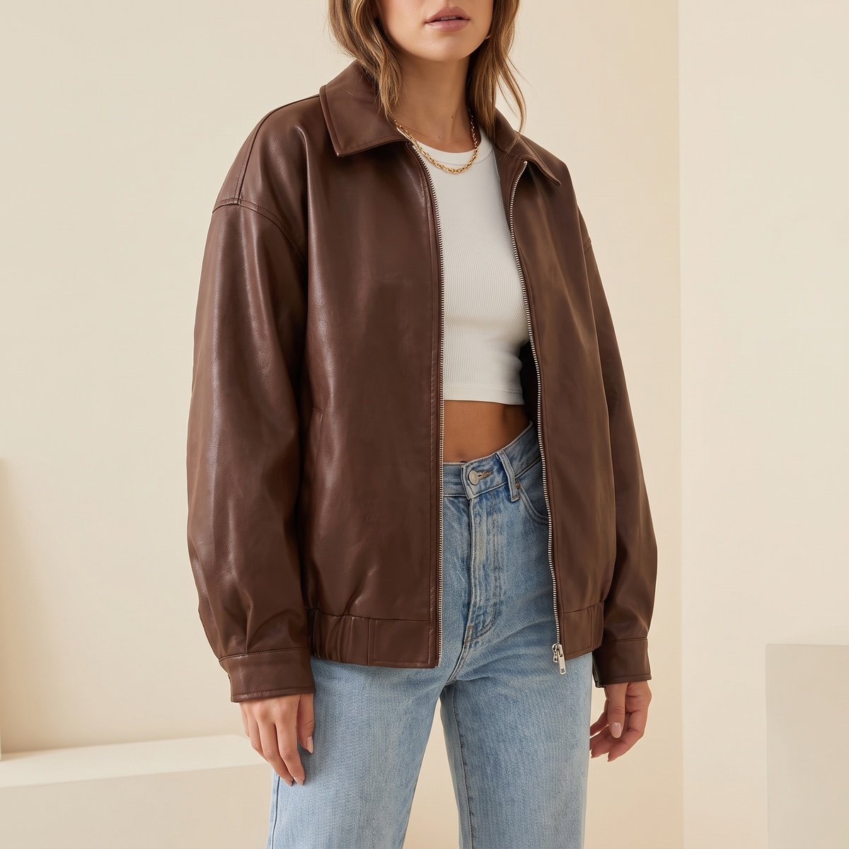 Giacca donna oversize in similpelle in tortora
