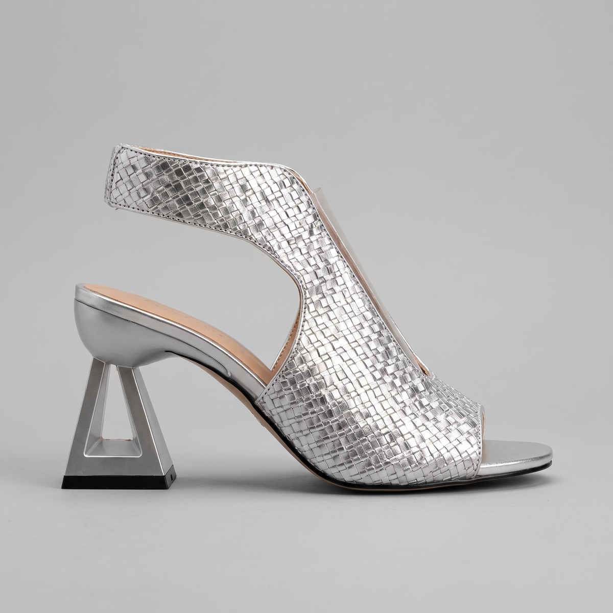 Sandali donna con tacco geometrico nel colore Grigio Chiaro