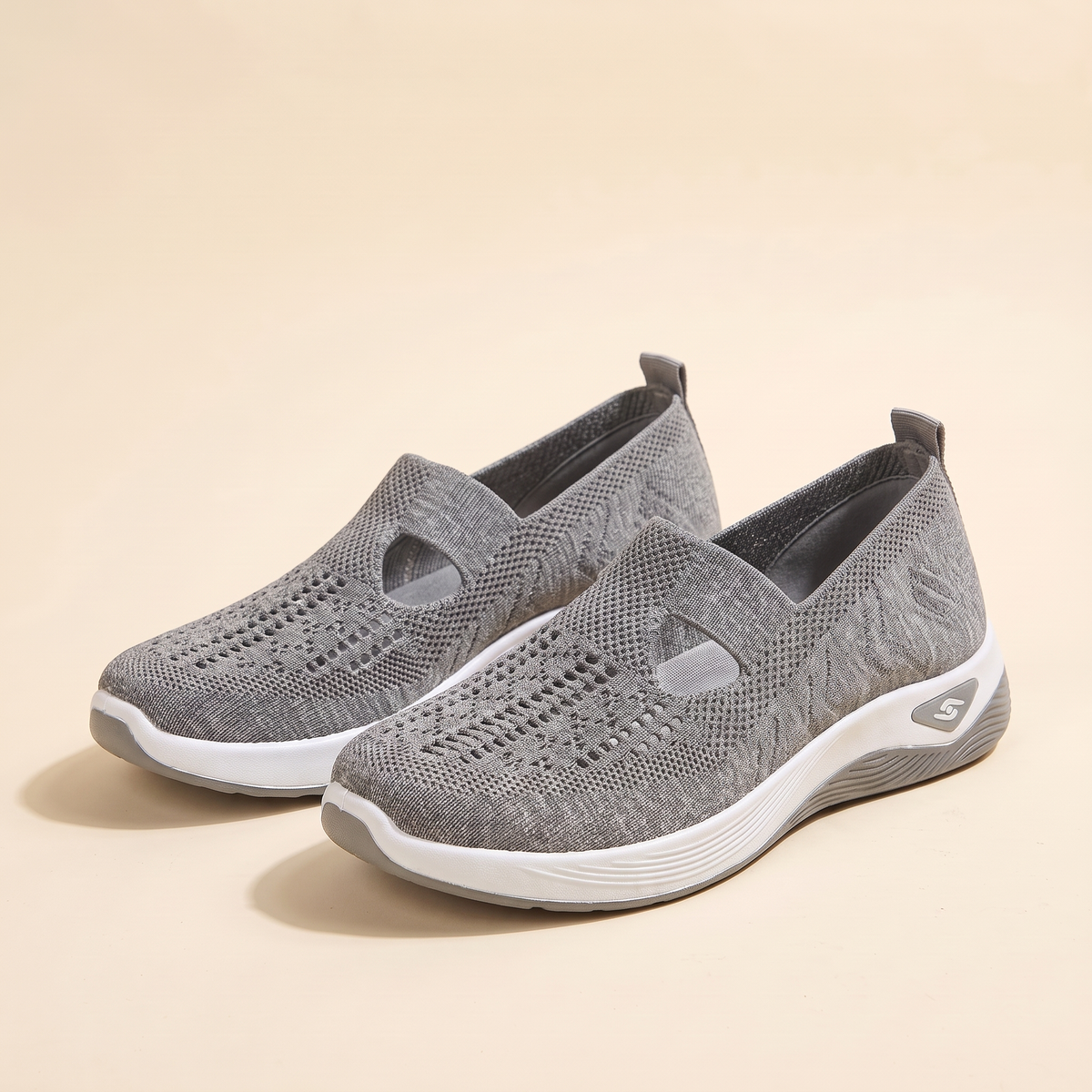 Scarpe donna slip-on in maglia nel colore Grigio